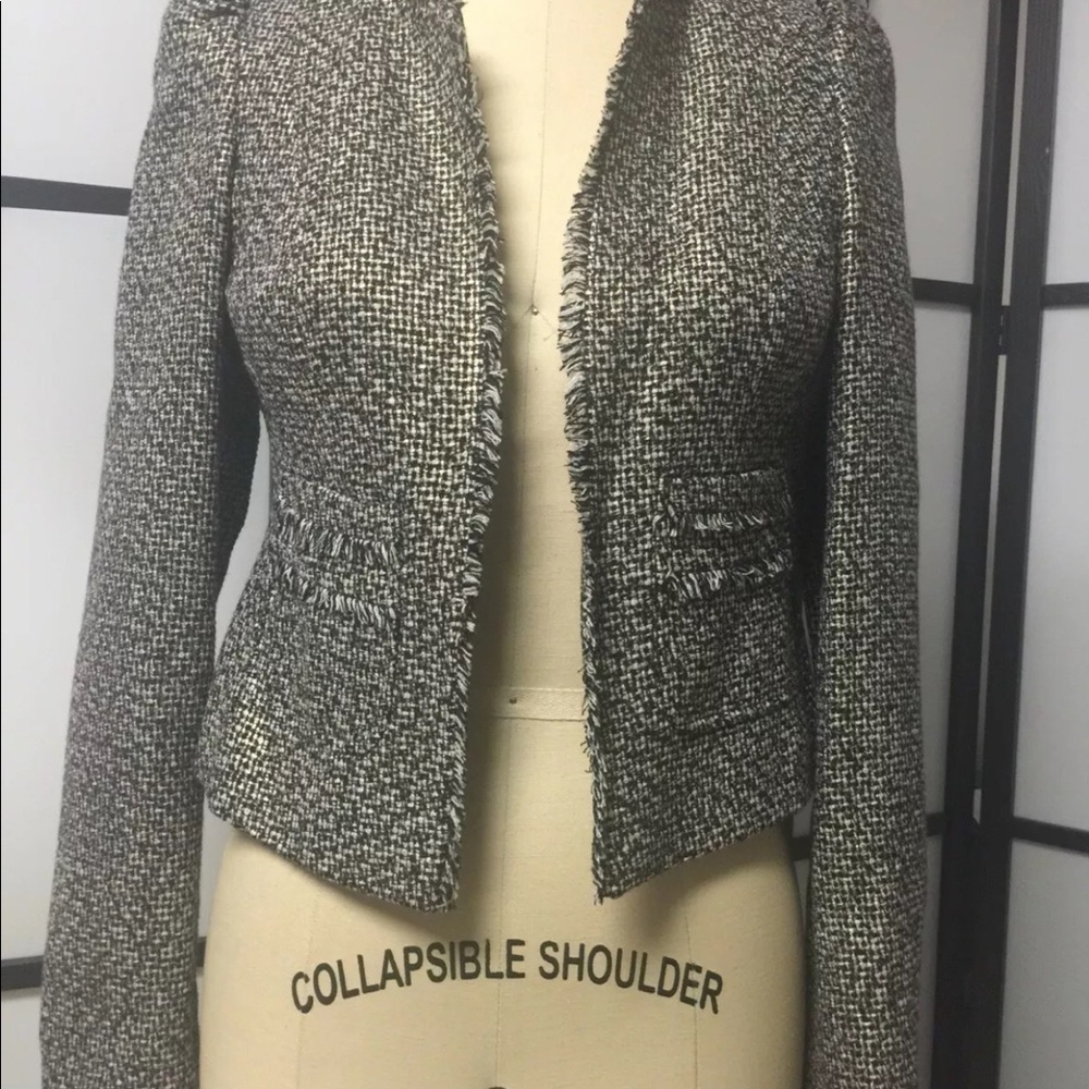 Tweed jacket size: 6